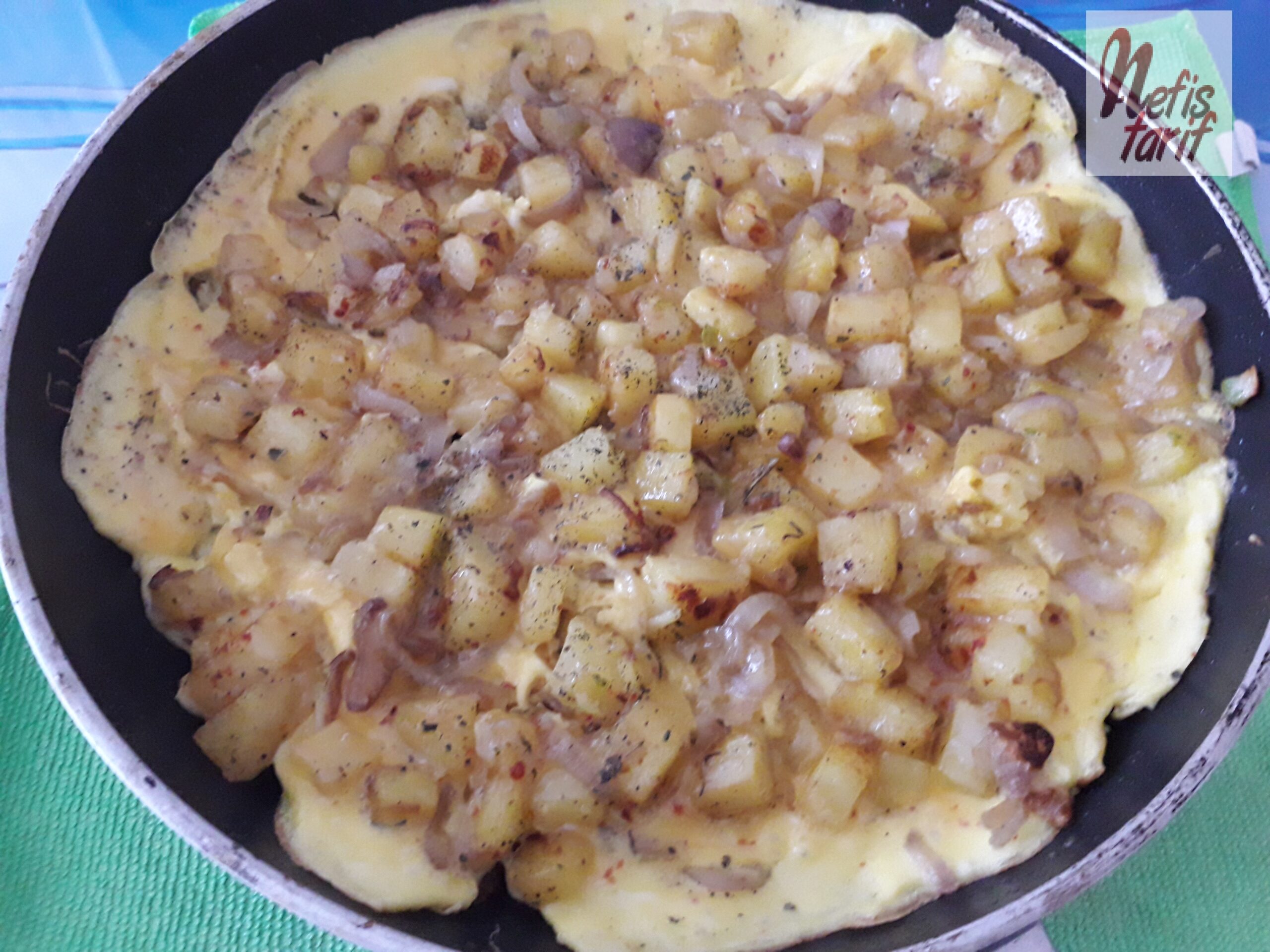 Patatesli Soğanlı Omlet Tarifi