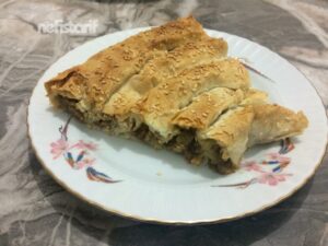 Nefis Kıymalı Patatesli Börek Tarifi