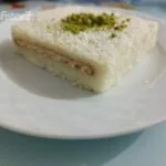 Ortası Bisküvili Sütlü İrmik Tatlısı Tarifi