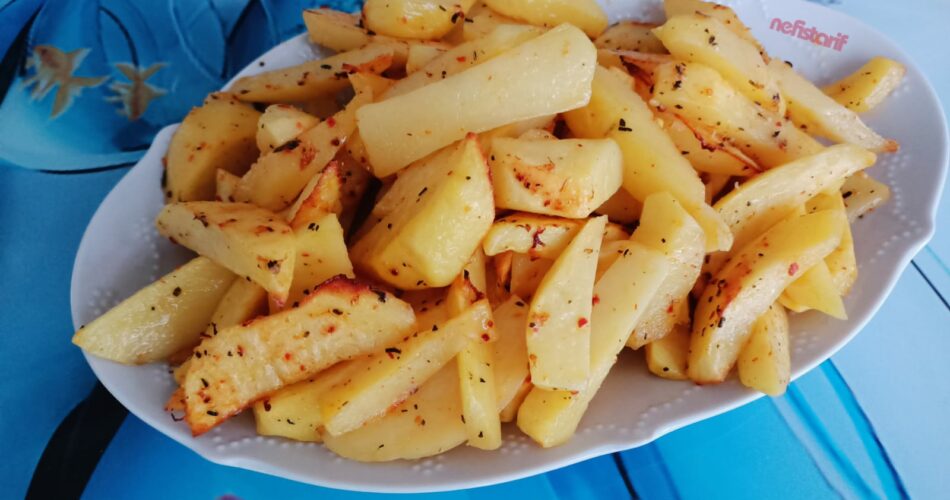 Fırında yoğurtlu patates